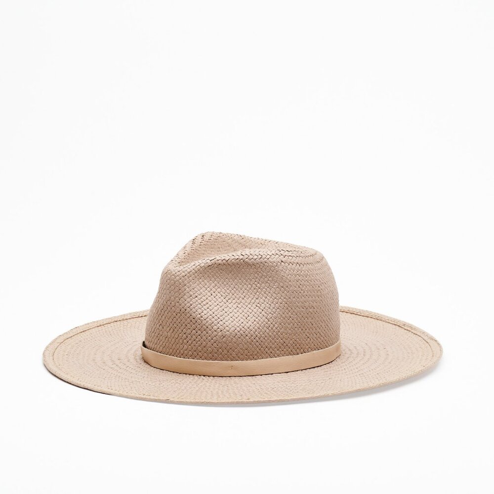 Janessa Leone "Valentine" Packable Straw Fedora Hat in taupe (size S)